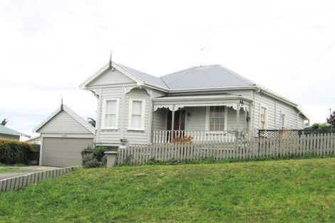 Photo of property in 12 Puriri Street, Helensville, 0800
