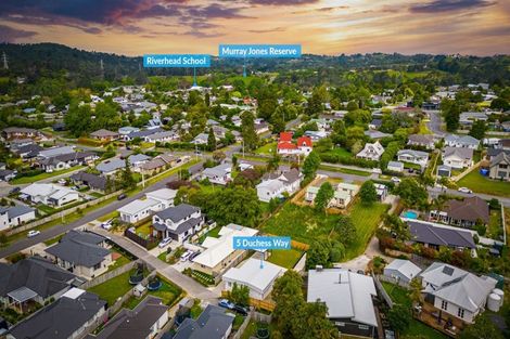 Photo of property in 5 Duchess Way, Riverhead, 0820