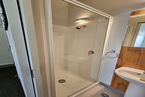 Photo of property in Urbane Apartments, 2/29 Webb Street, Mount Cook, Wellington, 6011