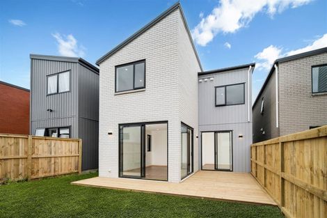 Photo of property in 25 Coast Garden Drive, Hobsonville, Auckland, 0616