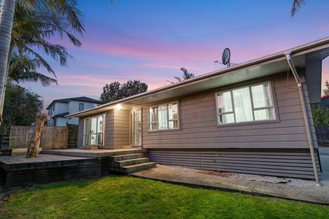 Photo of property in 32b Lyttelton Avenue, Forrest Hill, Auckland, 0620