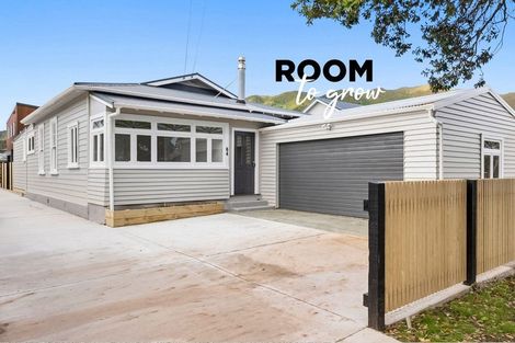 Photo of property in 64 Bell Road, Waiwhetu, Lower Hutt, 5010
