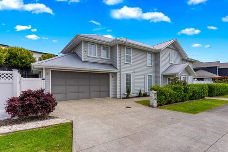Photo of property in 21 Edgewater Drive, Karaka, Papakura, 2113