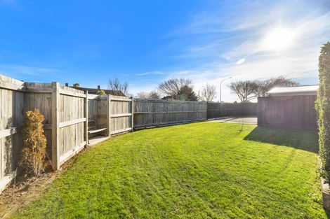 Photo of property in 1 Battersea Place, Roslyn, Palmerston North, 4414