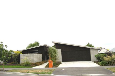 Photo of property in 20 Kohi Drive, Parklands, Christchurch, 8083