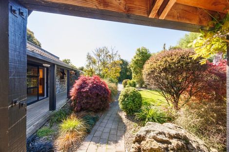 Photo of property in 232 Hendersons Line, Kelvin Grove, Palmerston North, 4470