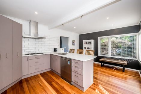 Photo of property in 3 Wairere Grove, Paraparaumu, 5032