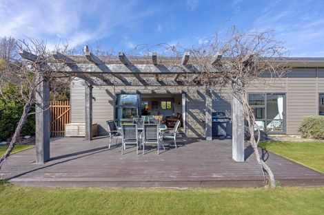 Photo of property in 16 Islington Place, Wanaka, 9305