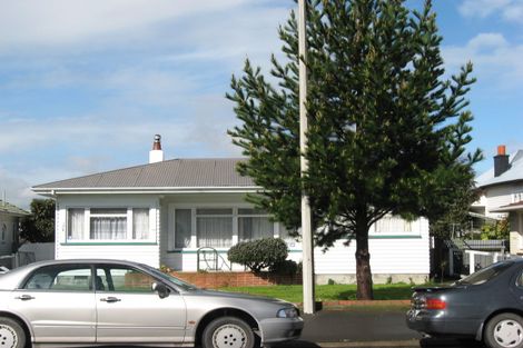 Photo of property in 304 Hastings Street South, Hastings, 4122
