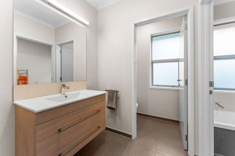 Photo of property in 486 Carrington Road, Hurworth, New Plymouth, 4371