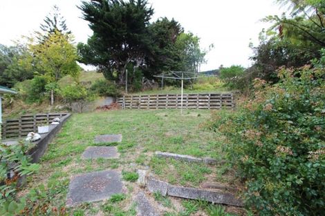 Photo of property in 1 Rimu Street, Tawa, Wellington, 5028