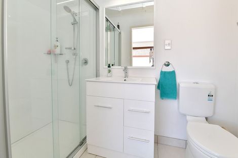 Photo of property in 33 Millennial Way, Orewa, 0931