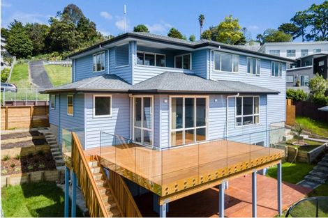 Photo of property in 72 Bur Oak Terrace, Schnapper Rock, Auckland, 0632