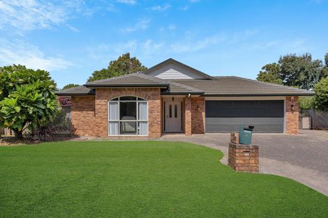 Photo of property in 60 Wattle Farm Road, Wattle Downs, Auckland, 2103