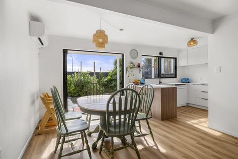Photo of property in 70 Wainui Road, Raglan, 3225