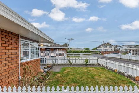 Photo of property in 25a Trafalgar Street, Levin, 5510