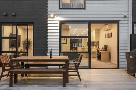 Photo of property in 20 Grey Warbler Road, Hobsonville, Auckland, 0616