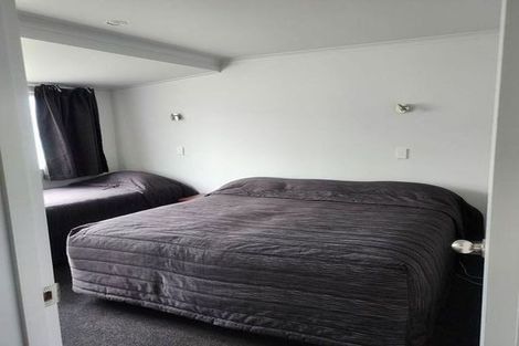 Photo of property in 12a-c Camden Street, Turnbull Thomson Park, Invercargill, 9810