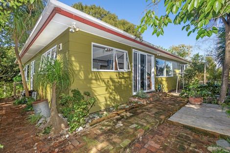 Photo of property in 12 Heatherlea Street, Outer Kaiti, Gisborne, 4010