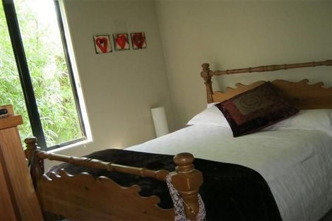 Photo of property in 1/799 Beach Road, Browns Bay, Auckland, 0630