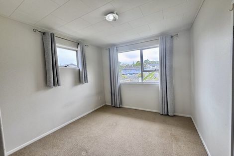 Photo of property in 16 Spinella Drive, Bayview, Auckland, 0629
