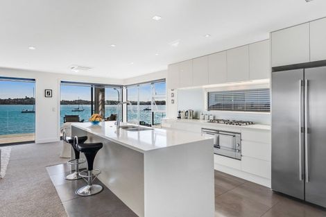 Photo of property in 8a The Parade, Bucklands Beach, Auckland, 2012