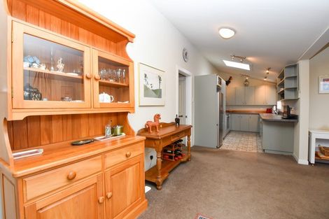 Photo of property in 60 Kuratawhiti Street, Greytown, 5712