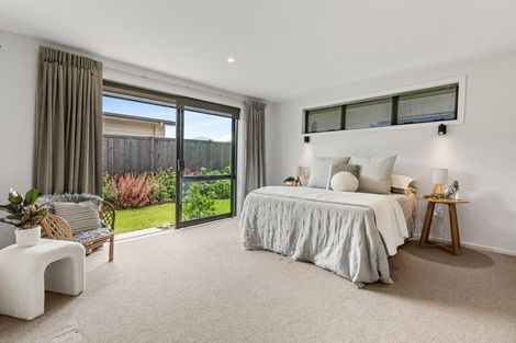 Photo of property in 16 Carrick Place, Mosgiel, 9024
