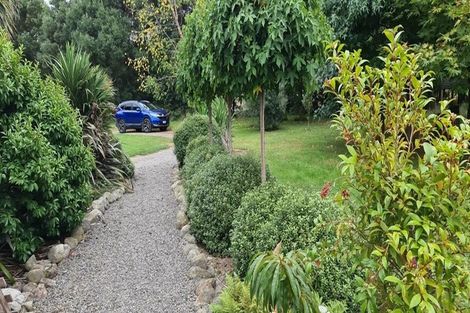 Photo of property in 131 Arapaepae Road South, Levin, 5571
