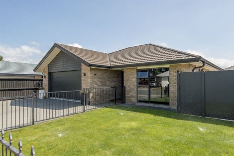 Photo of property in 8 Norrie Way, Kaiapoi, 7630