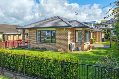 Photo of property in 30 Hillcrest Street, Tirau, 3410