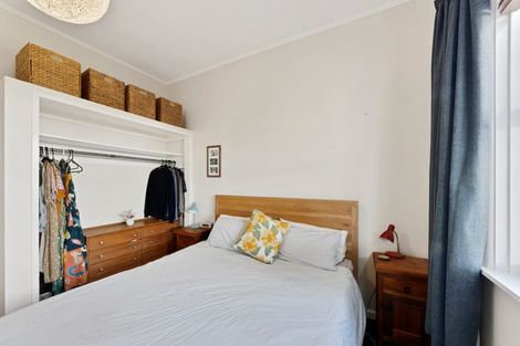 Photo of property in 5 Seymour Street, Hornby, Christchurch, 8042