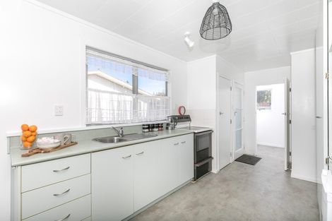 Photo of property in 120 Grandview Road, Nawton, Hamilton, 3200