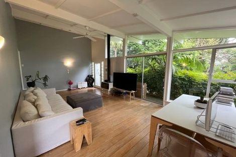 Photo of property in 1/15 Rodney Road, Northcote Point, Auckland, 0627