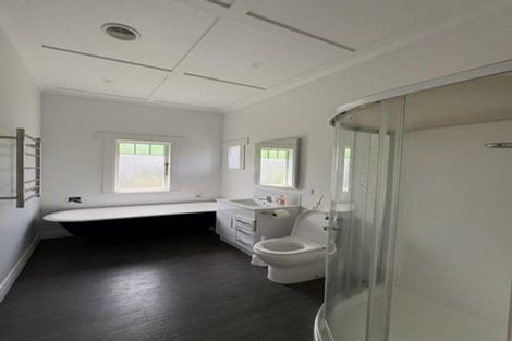 Photo of property in 16 Braid Road, St Andrews, Hamilton, 3200