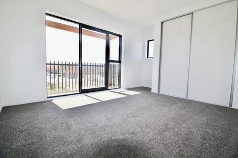 Photo of property in 64 Nugget Avenue, Hobsonville, Auckland, 0616