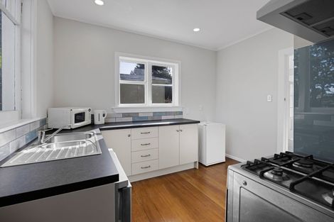 Photo of property in 63 Gladstone Street, Hawera, 4610