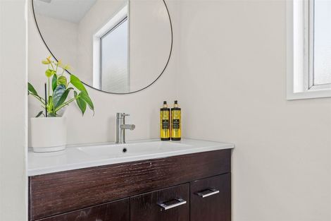 Photo of property in 3/34 Holly Road, St Albans, Christchurch, 8014