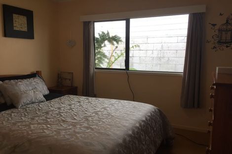 Photo of property in 19a Pisces Road, Glen Eden, Auckland, 0602