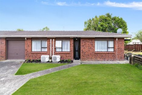 Photo of property in 303a/2 Great North Road, Henderson, Auckland, 0612