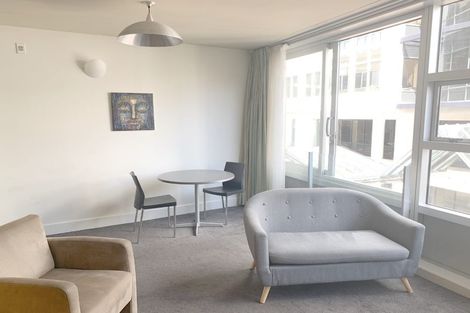 Photo of property in St Pauls Apartments, 67/43u Mulgrave Street, Thorndon, Wellington, 6011