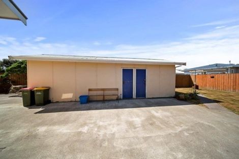 Photo of property in 43 Grey Street, Normanby, Hawera, 4614