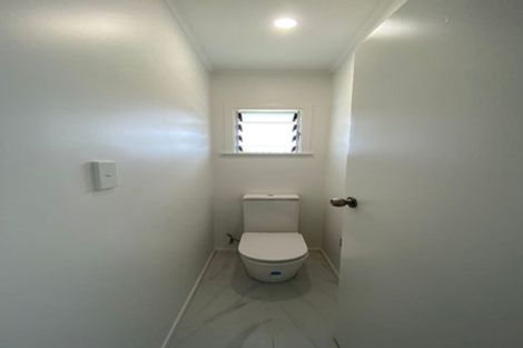 Photo of property in 2/59 Shakespeare Road, Milford, Auckland, 0620