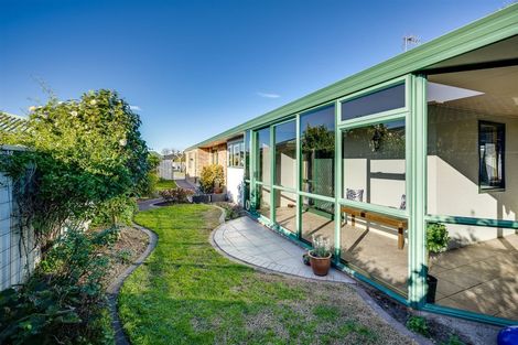 Photo of property in 5a Montague Way, Taradale, Napier, 4112