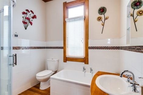 Photo of property in 130 Gloucester Street, Taradale, Napier, 4112