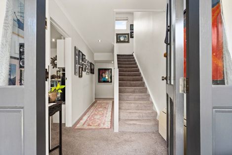 Photo of property in 75 Glenross Street, Glenross, Dunedin, 9011