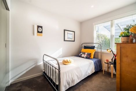 Photo of property in 1/15 Colonial Road, Chatswood, Auckland, 0626
