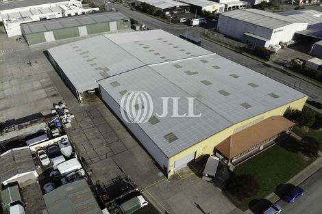 Photo of property in 37 Edmonton Road, Henderson, Auckland, 0612