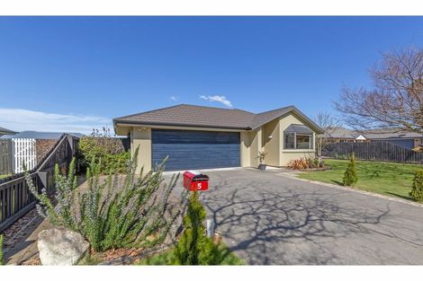 Photo of property in 5 Kinglear Drive, Rolleston, 7614