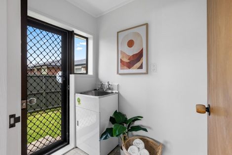 Photo of property in 3/3 Manuka Street, Orewa, 0931